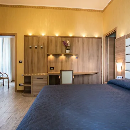 Vela D'oro Park Hotell